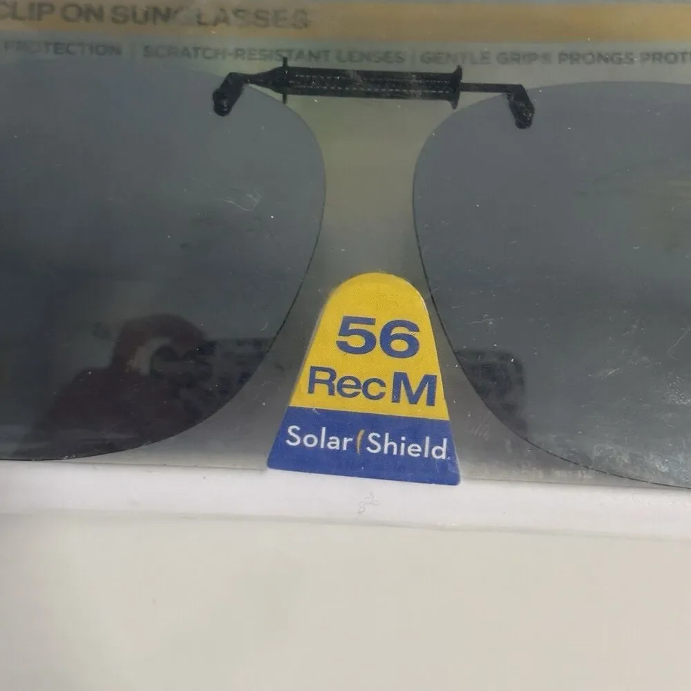 2 Pack Foster Grant Solar Shield Polarized Clip-On Sunglasses 56 Rec M New
